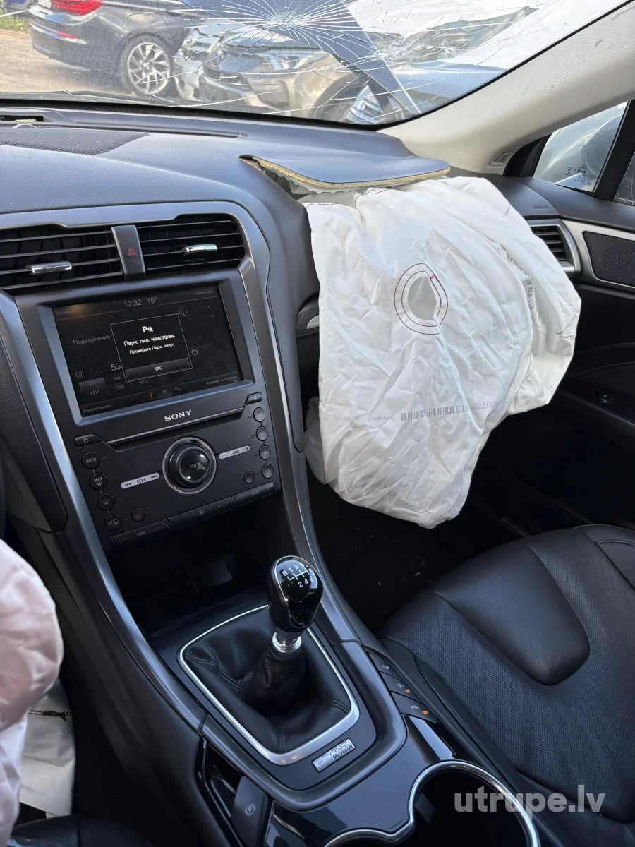 FORD MONDEO