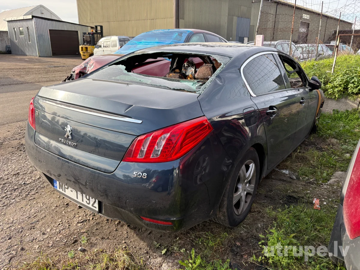 PEUGEOT 508