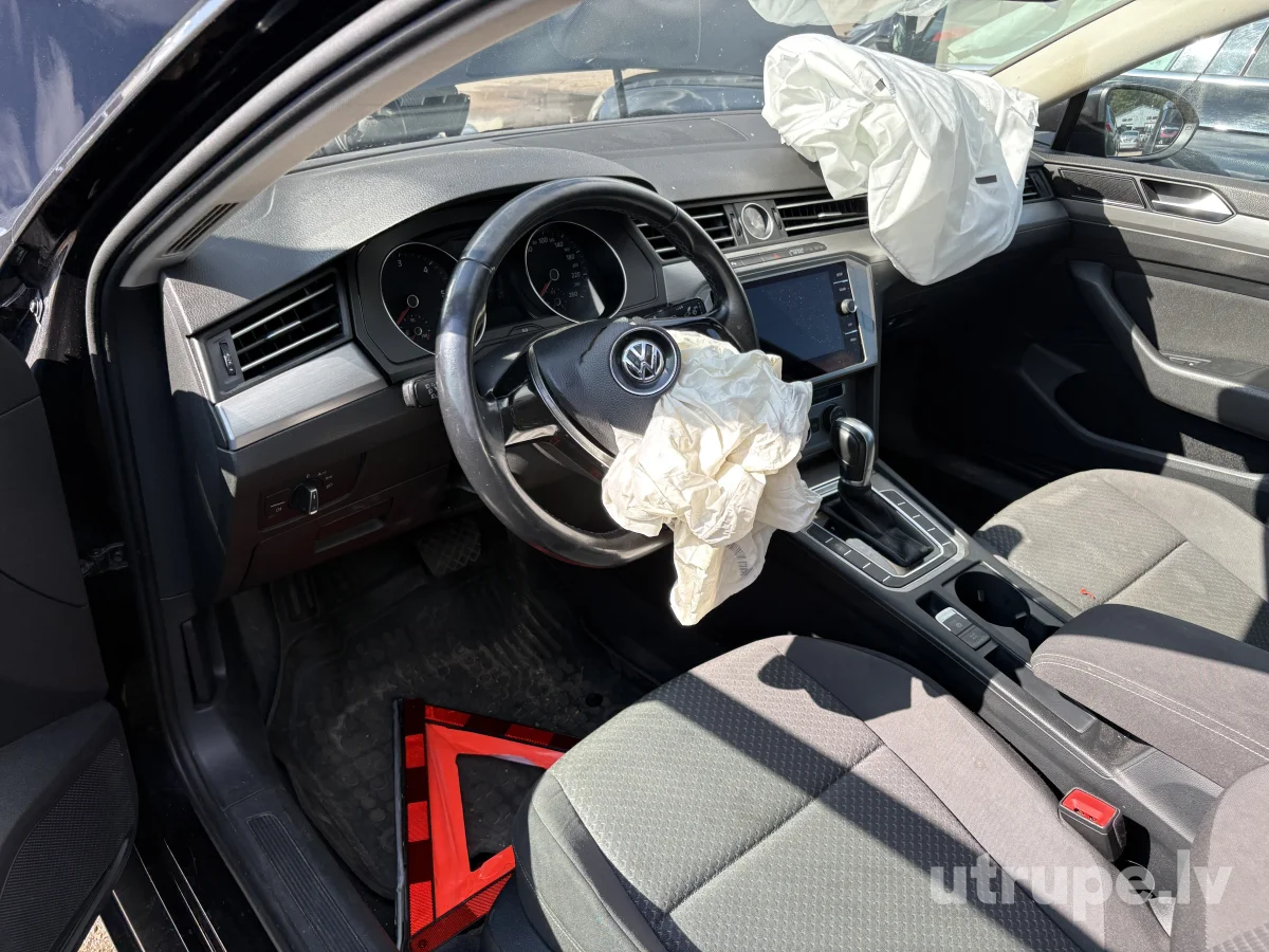 VOLKSWAGEN PASSAT (B7)