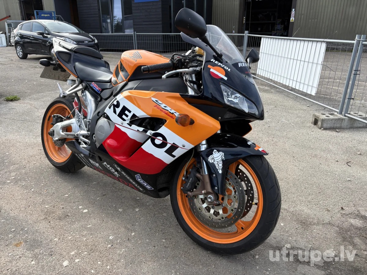 HONDA CBR 1000RR