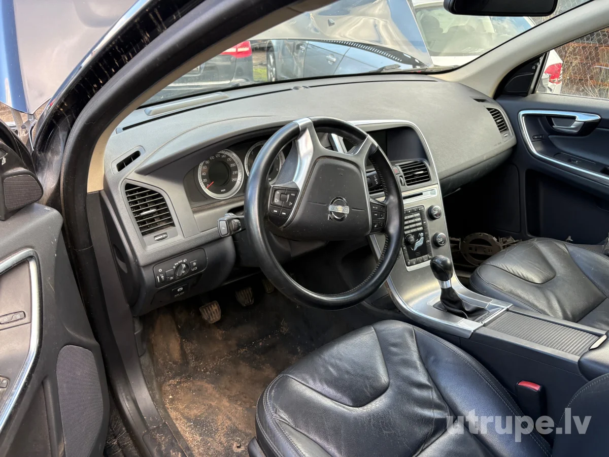 VOLVO XC 60