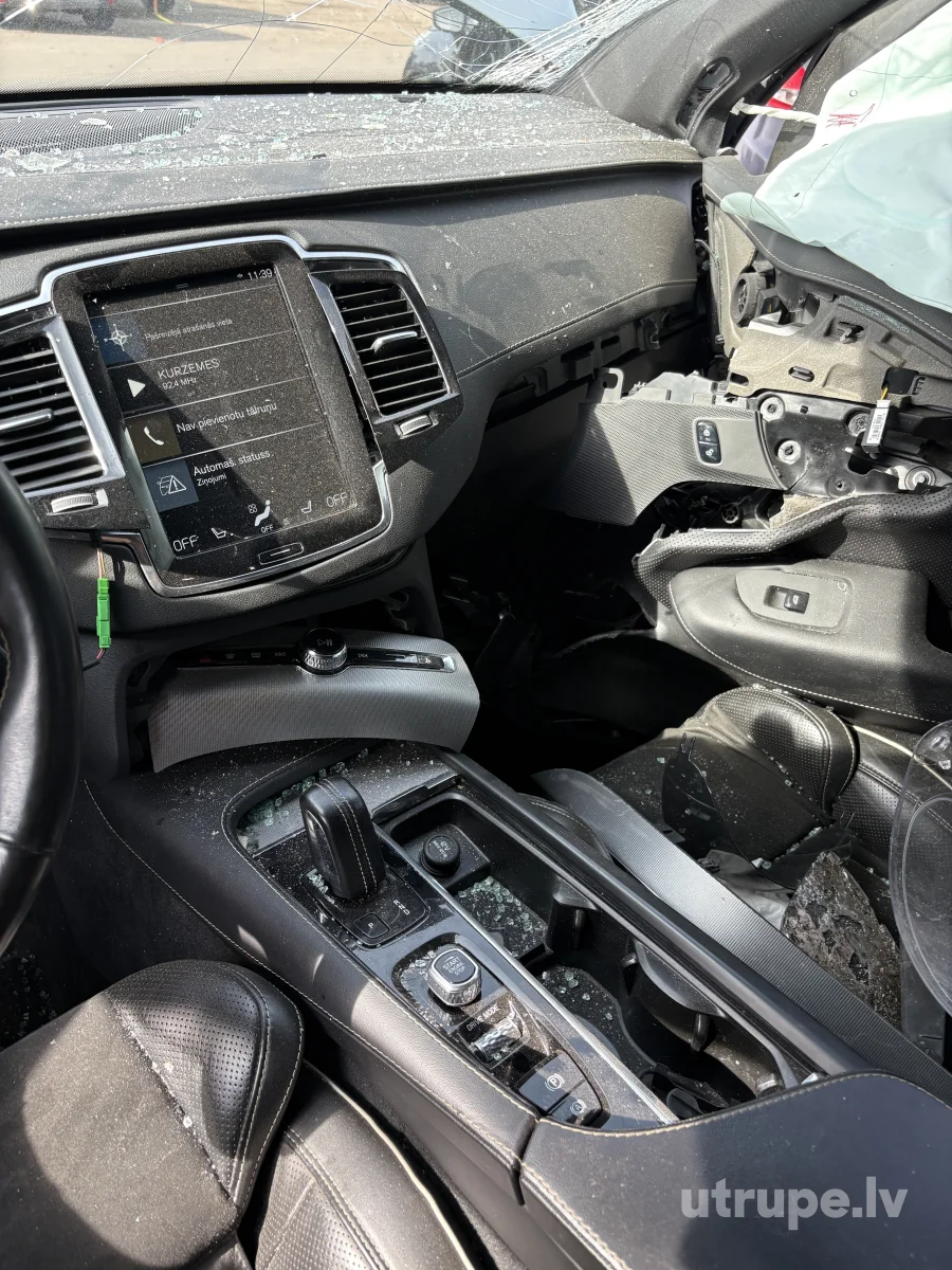 VOLVO XC 90