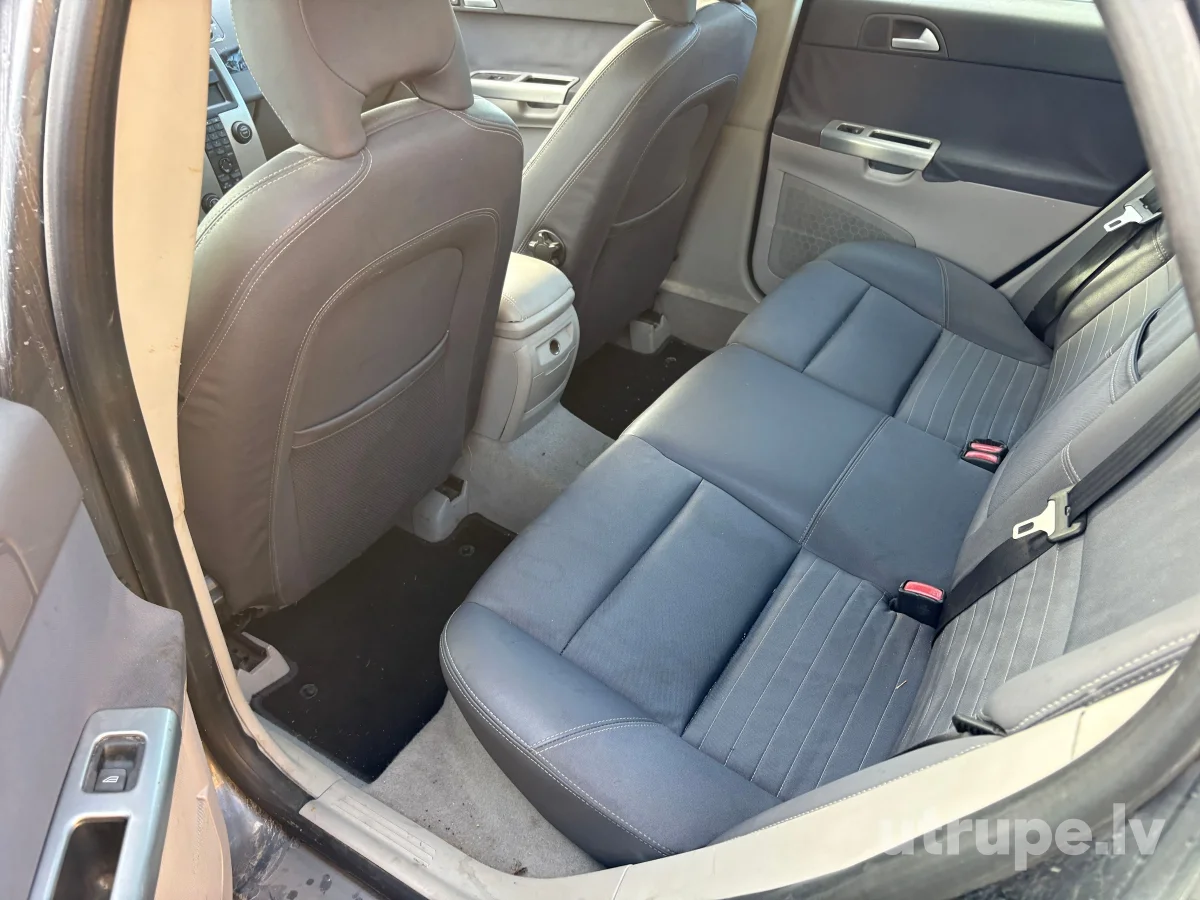 VOLVO S40