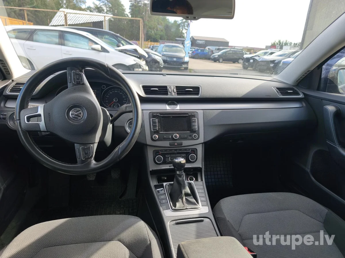 VOLKSWAGEN PASSAT (B7)