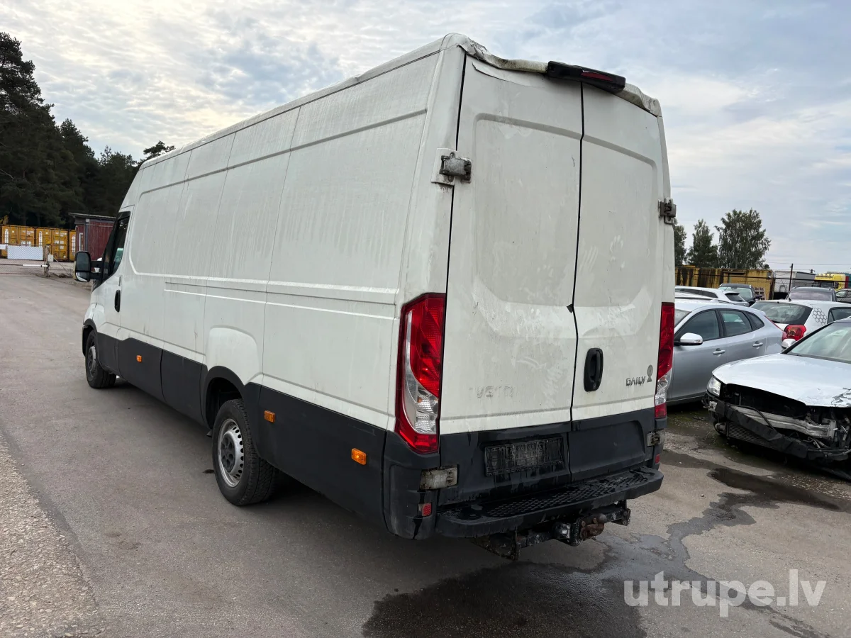 IVECO 35S11