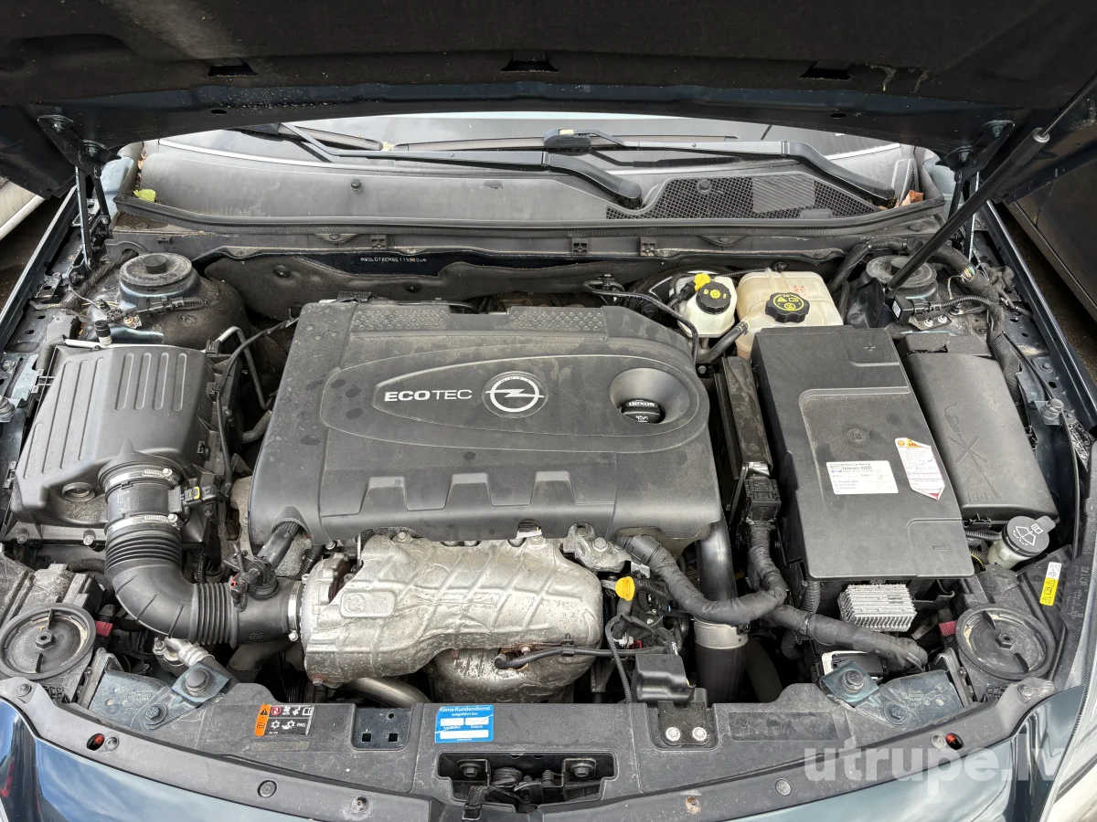OPEL INSIGNIA SPORTS TOURER SW