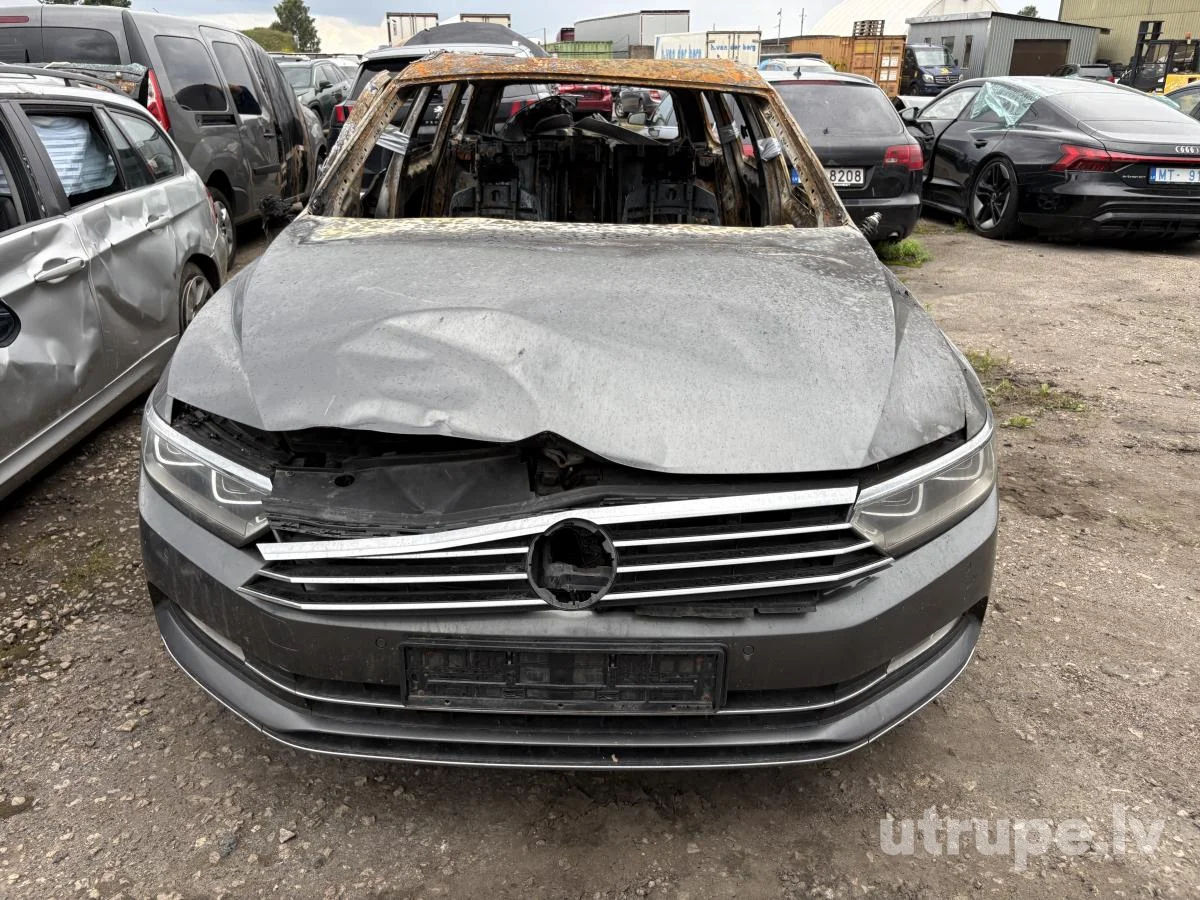 VOLKSWAGEN PASSAT (B8)