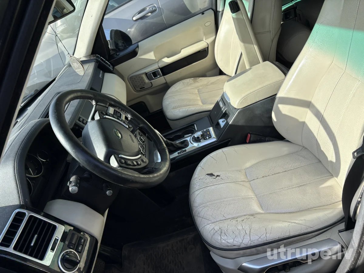 LAND-ROVER RANGE ROVER