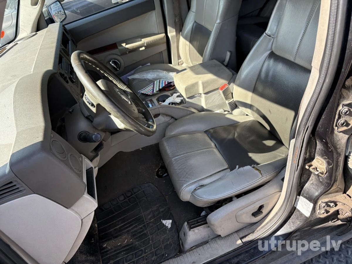 JEEP COMMANDER