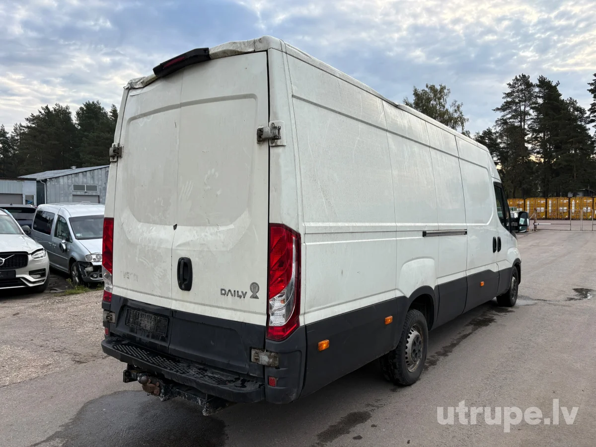 IVECO 35S11