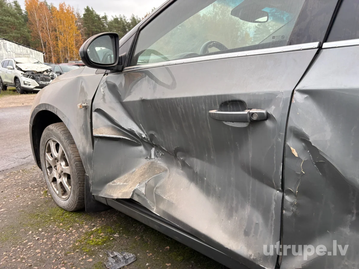 CHEVROLET CRUZE