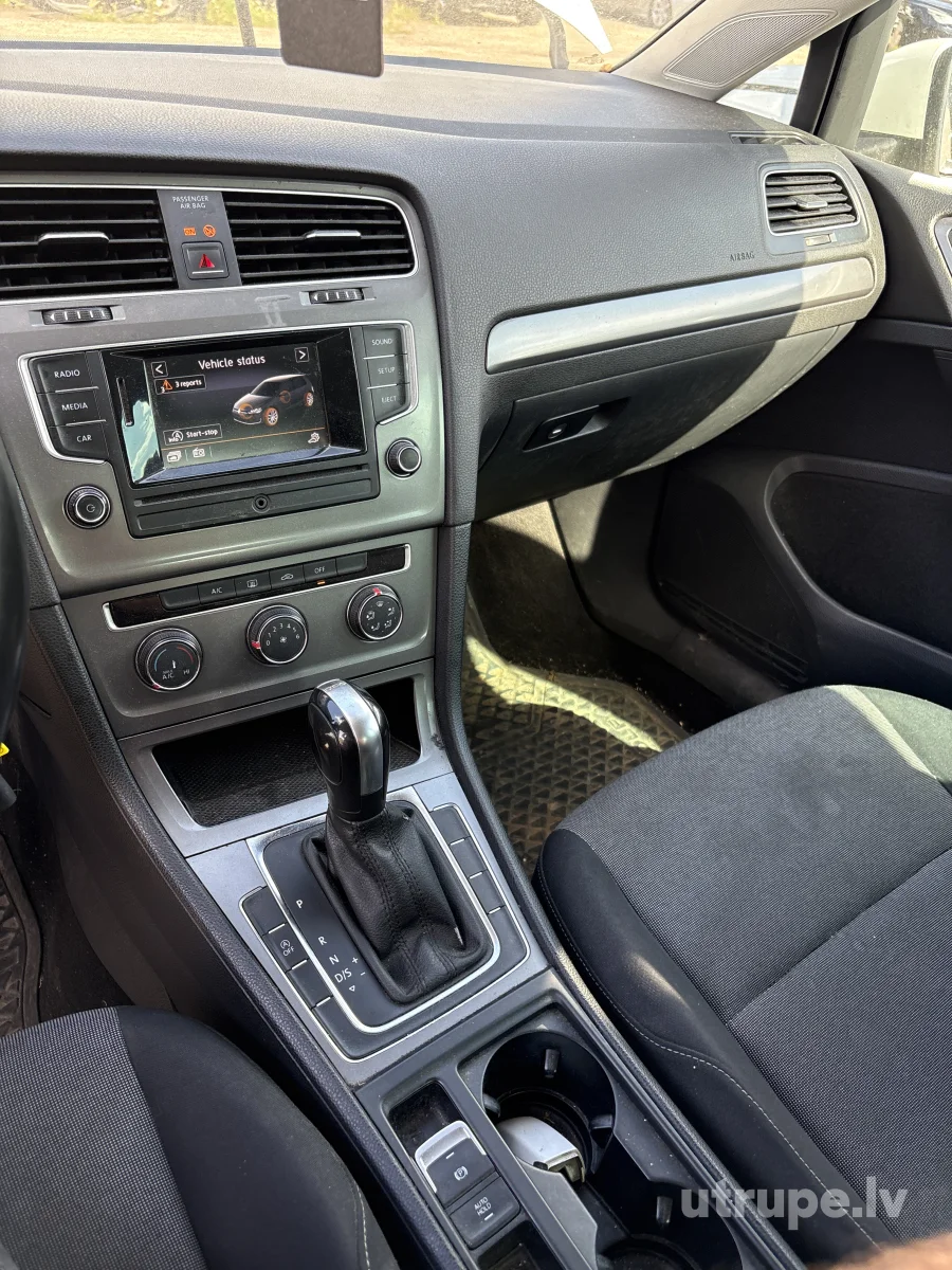 VOLKSWAGEN GOLF 7