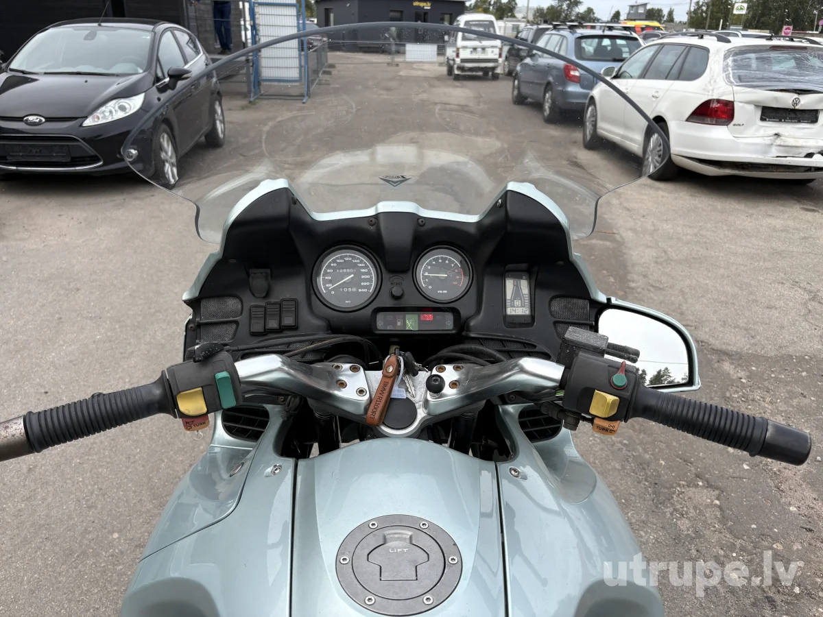 BMW R1100RT