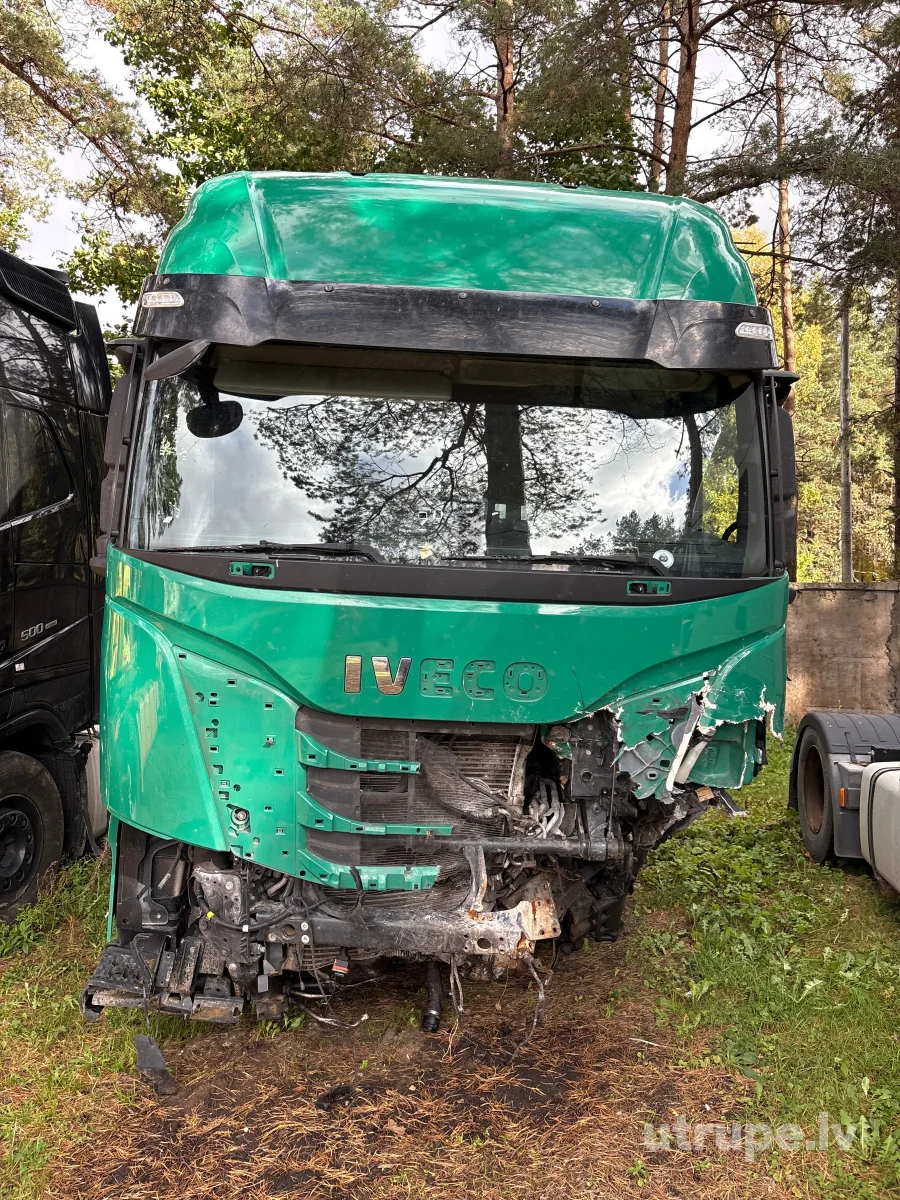 IVECO AS440ST/P