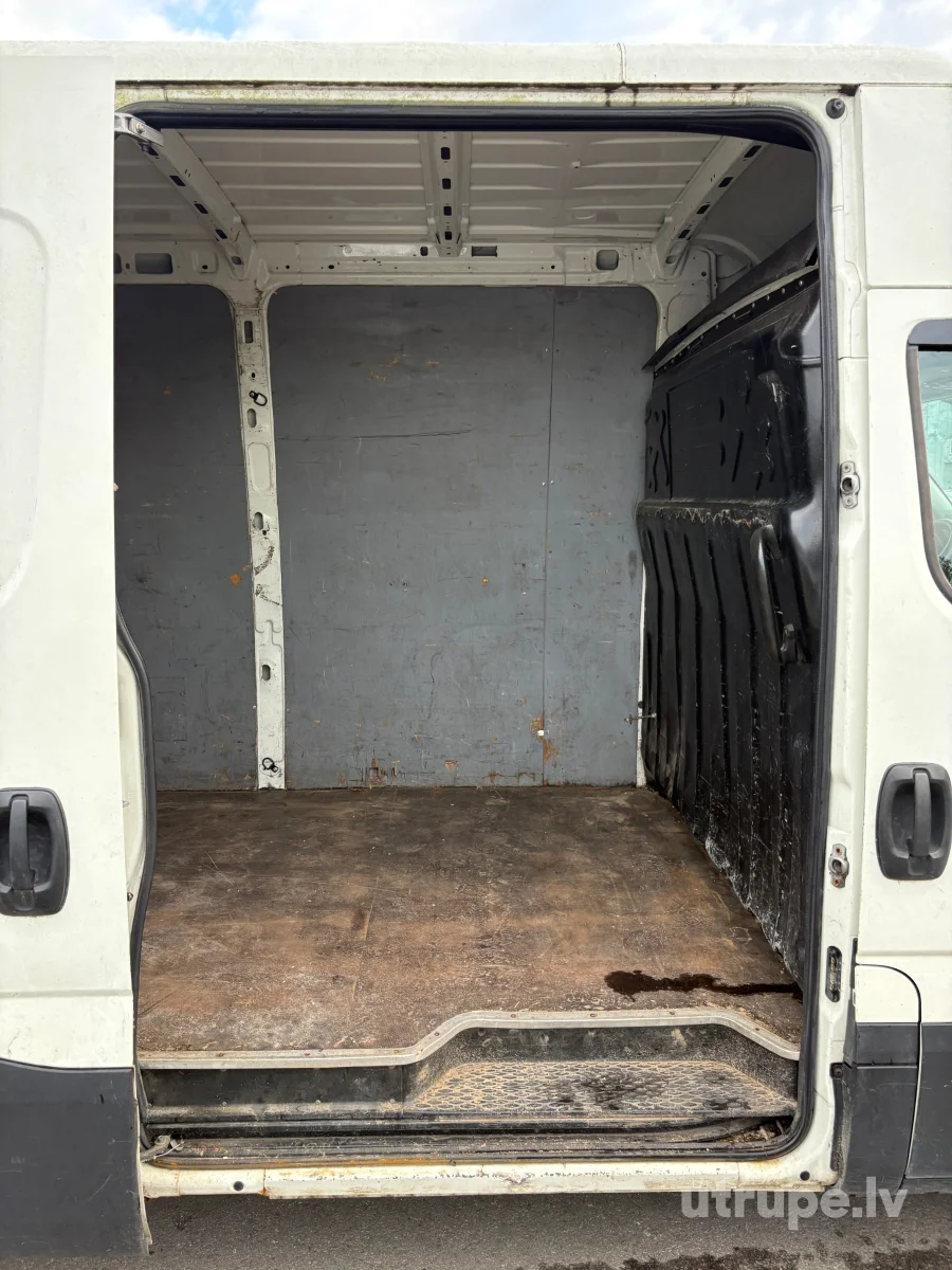 IVECO 35S11