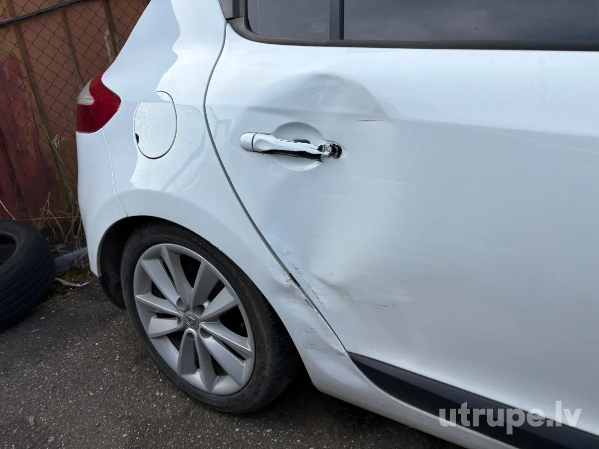 RENAULT MEGANE