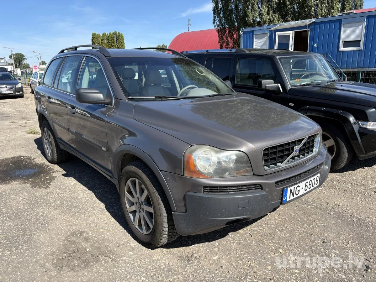 VOLVO XC 90