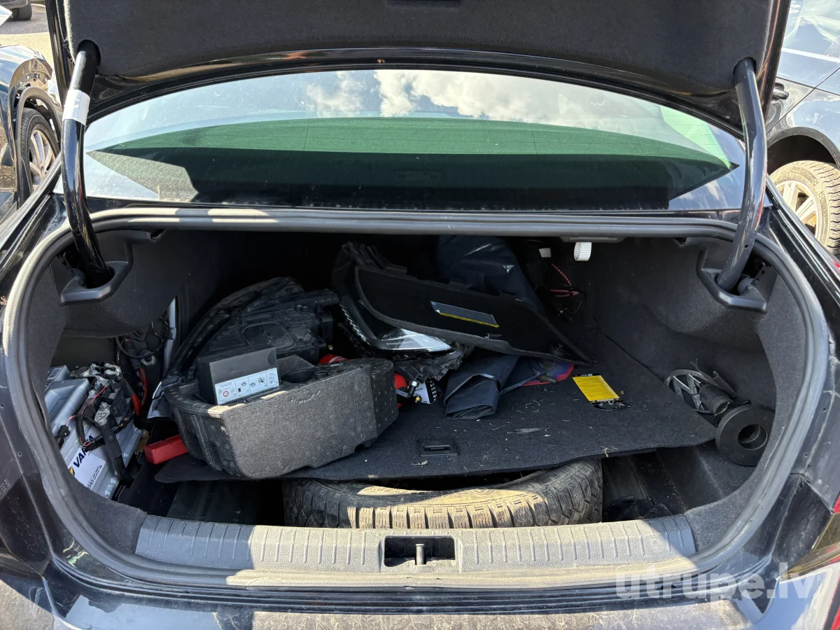 VOLKSWAGEN PASSAT (B7)