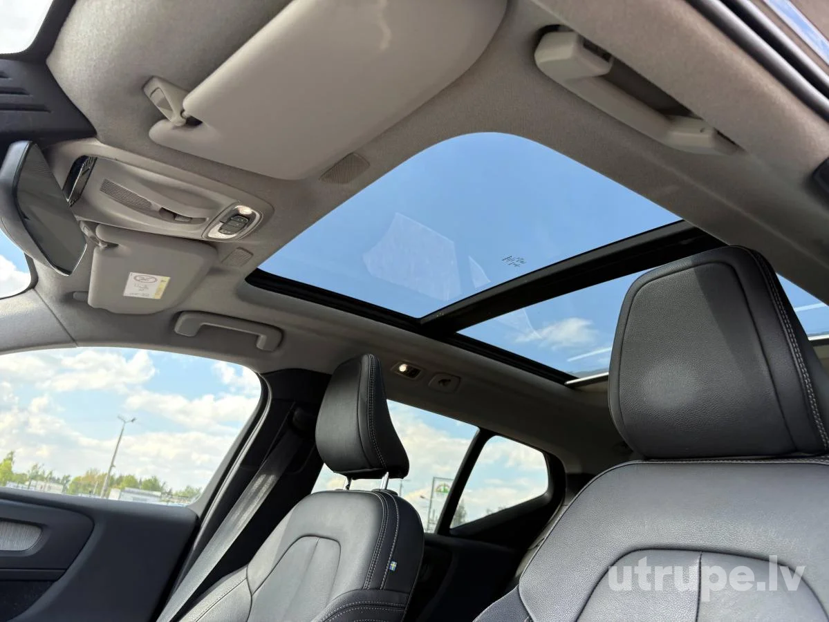 VOLVO XC 40