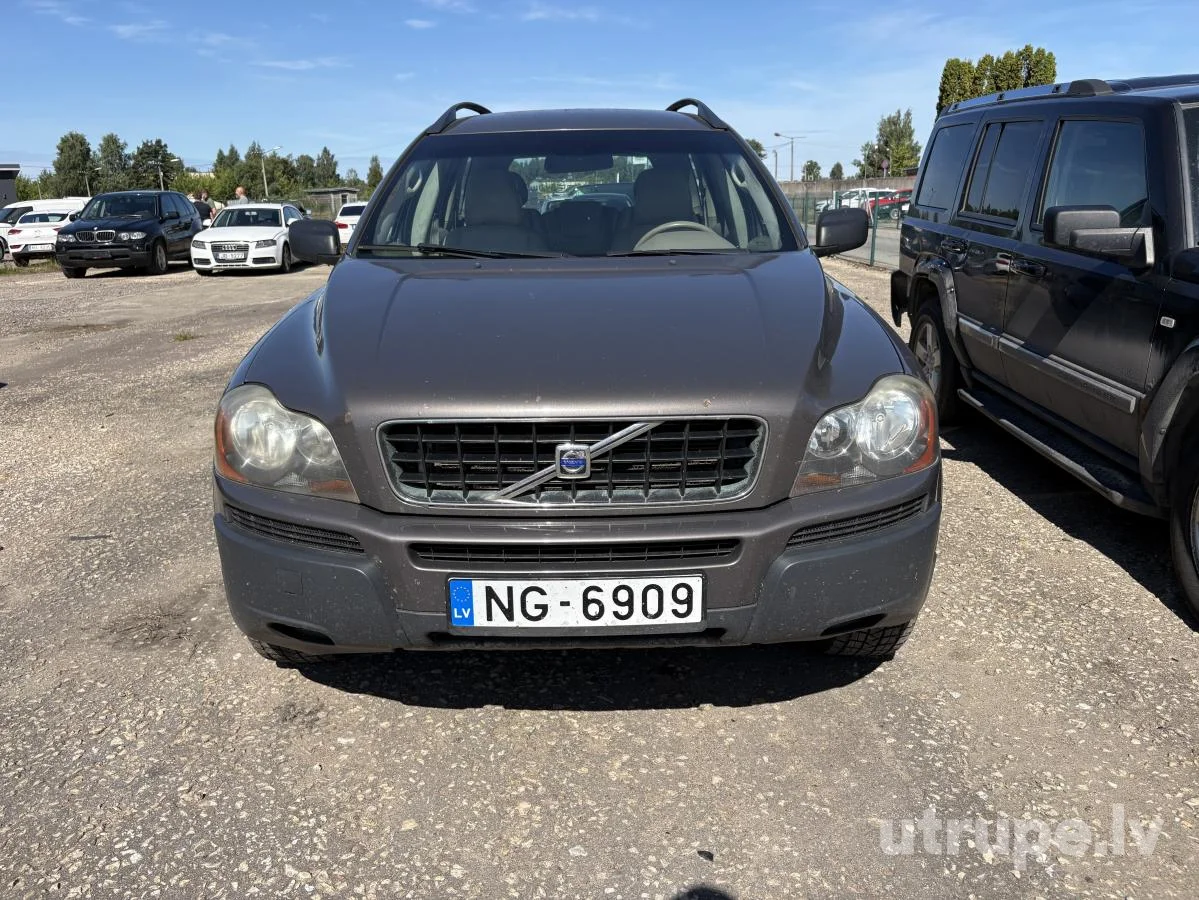 VOLVO XC 90