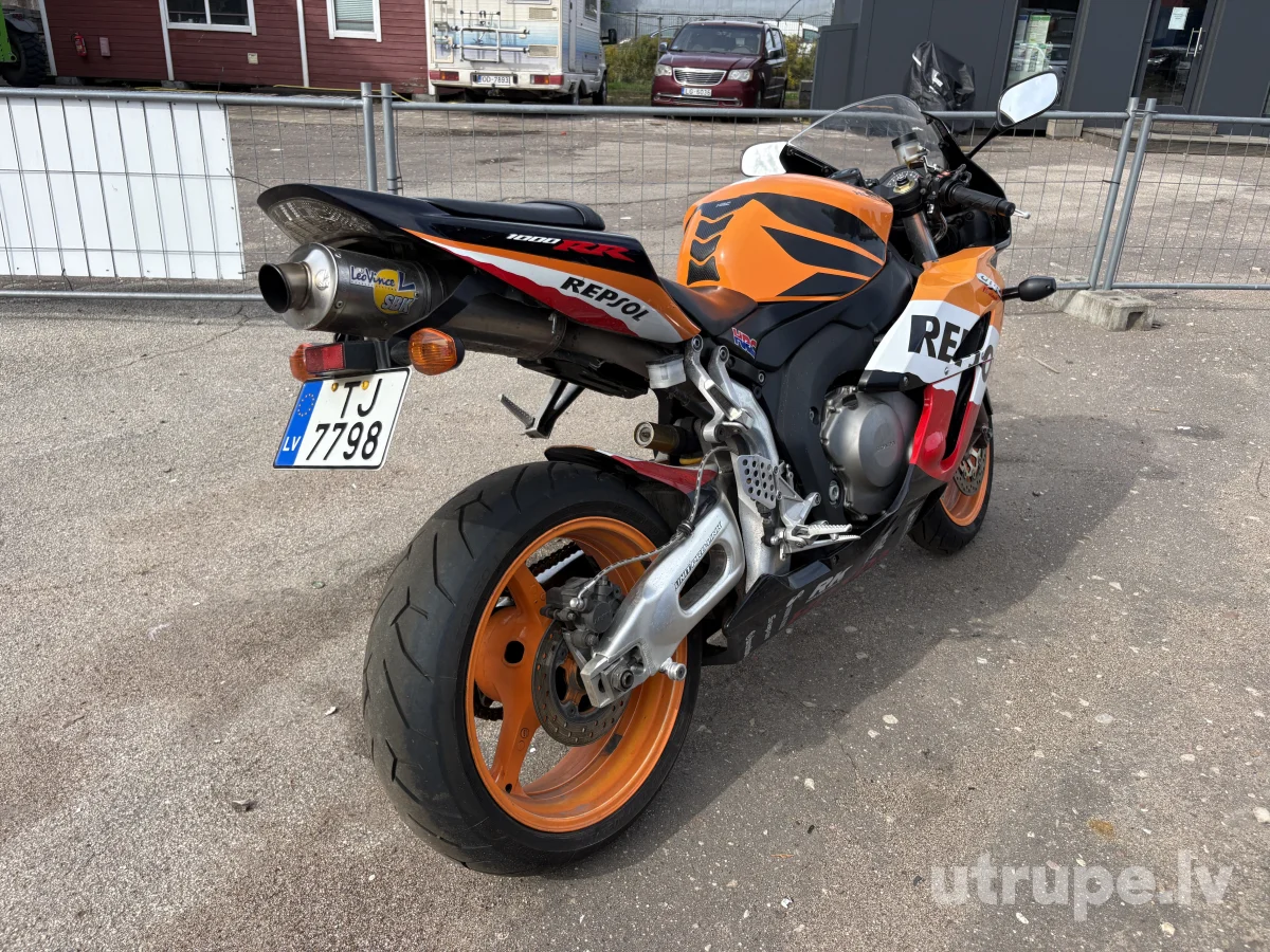 HONDA CBR 1000RR