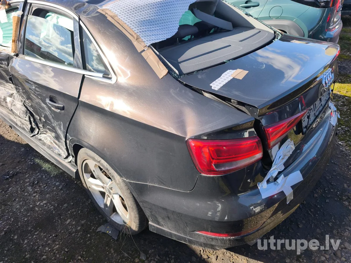 AUDI A3 LIMOUSINE