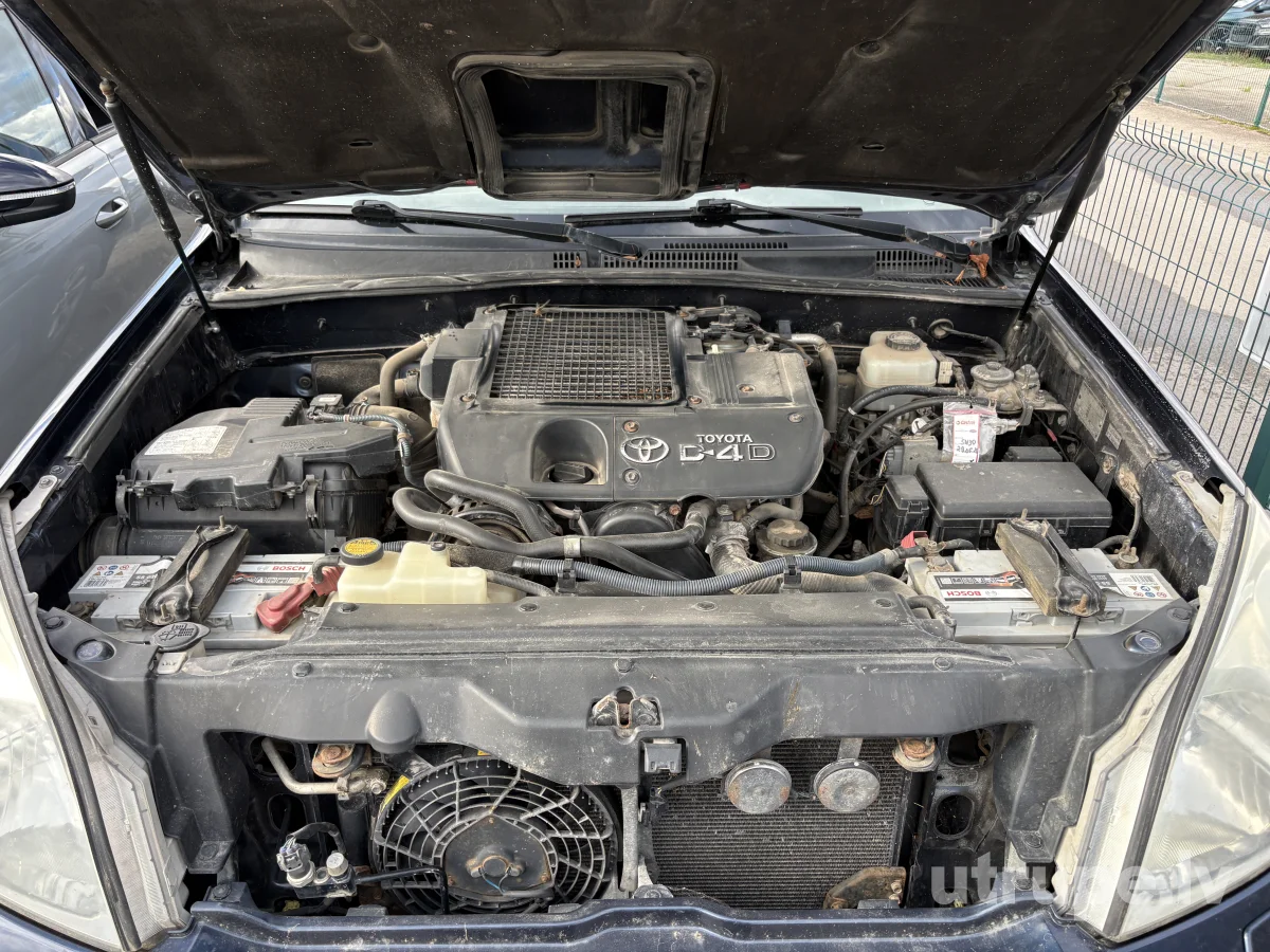TOYOTA LANDCRUISER