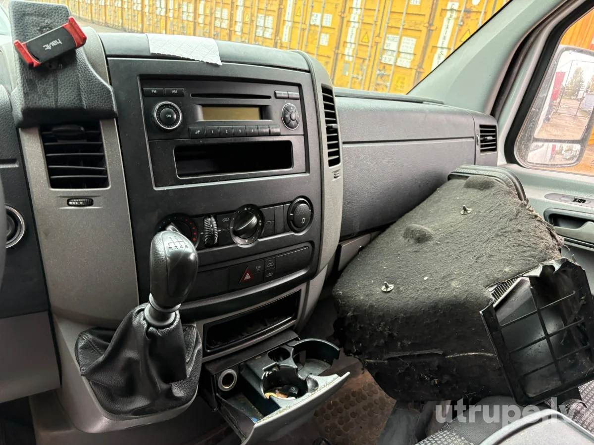 MERCEDES SPRINTER 209