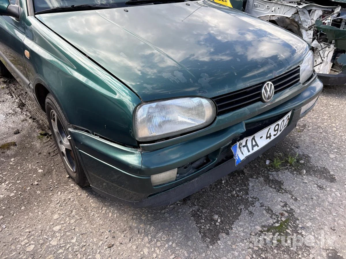 VOLKSWAGEN GOLF 3