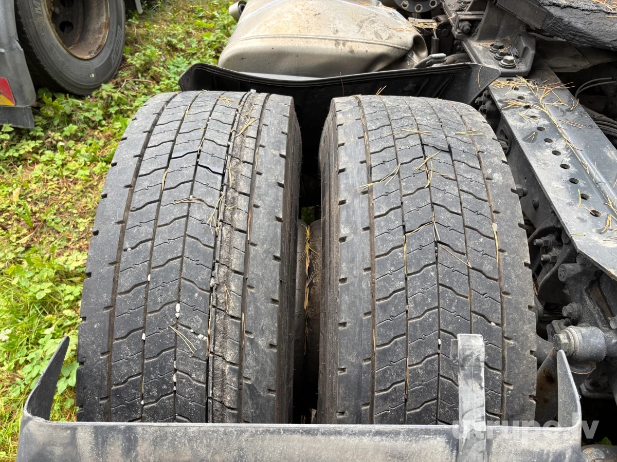 IVECO AS440ST/P