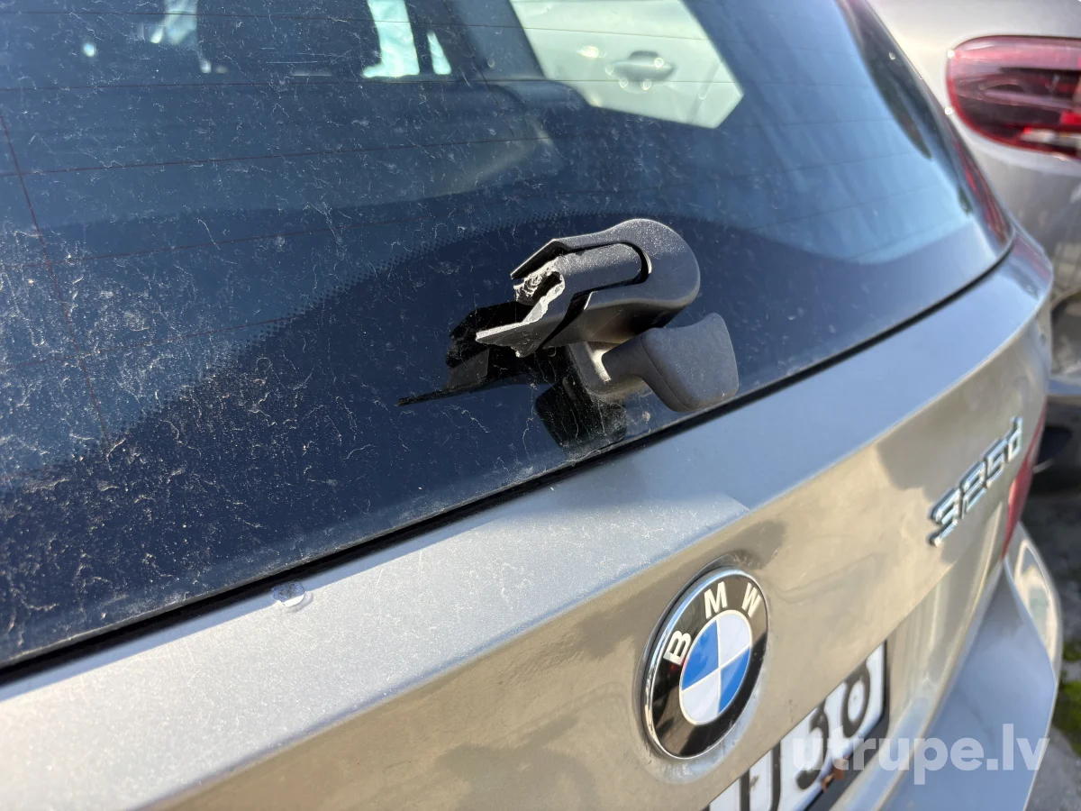 BMW 325