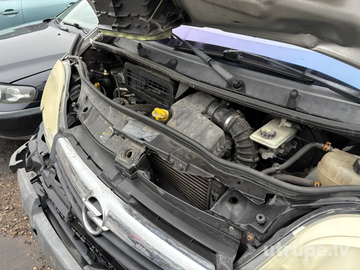 OPEL VIVARO