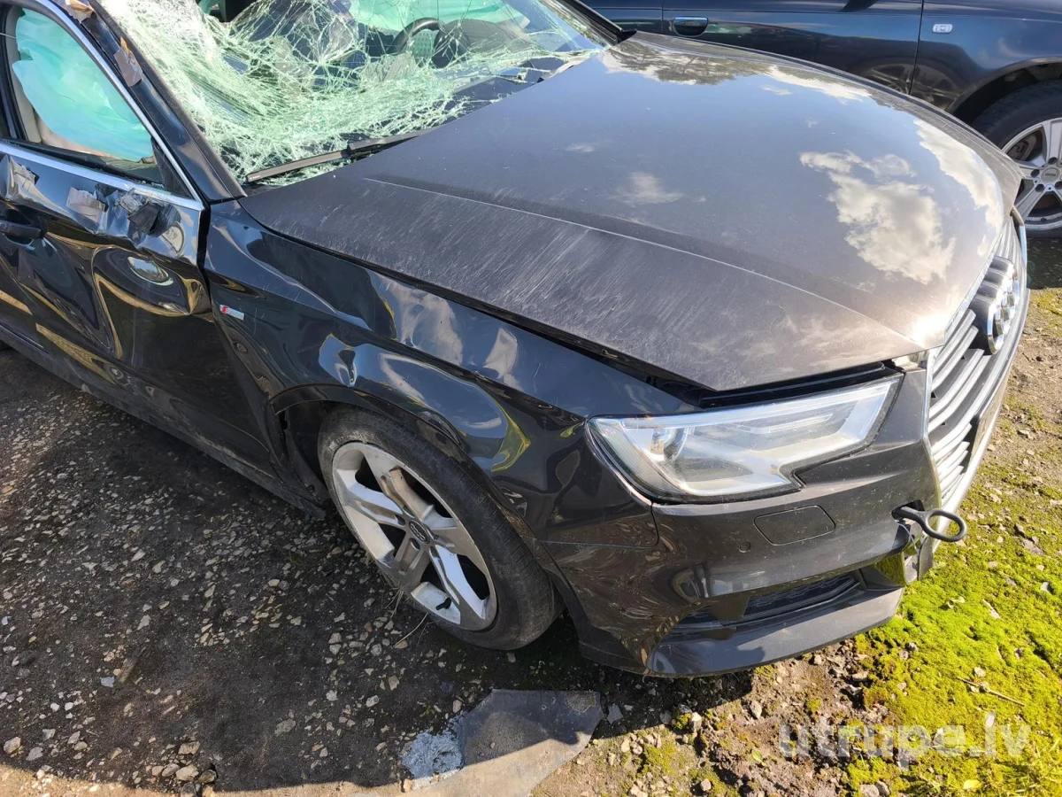 AUDI A3 LIMOUSINE