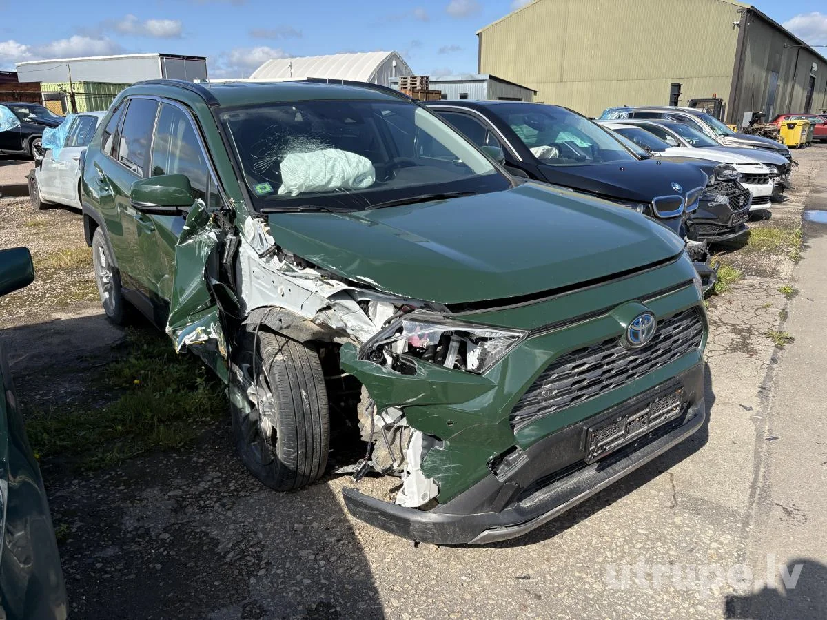 TOYOTA RAV 4