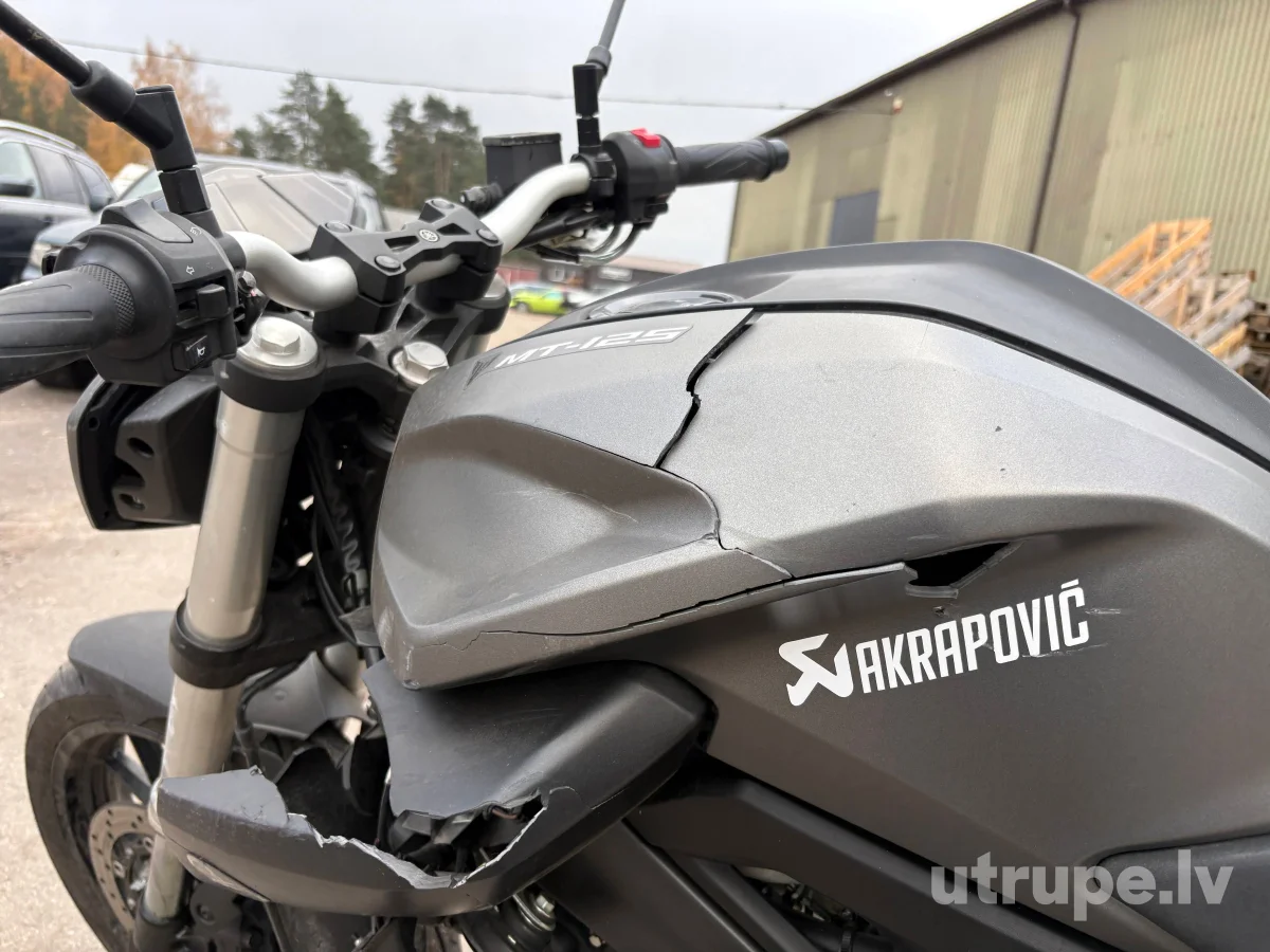 YAMAHA MT 125