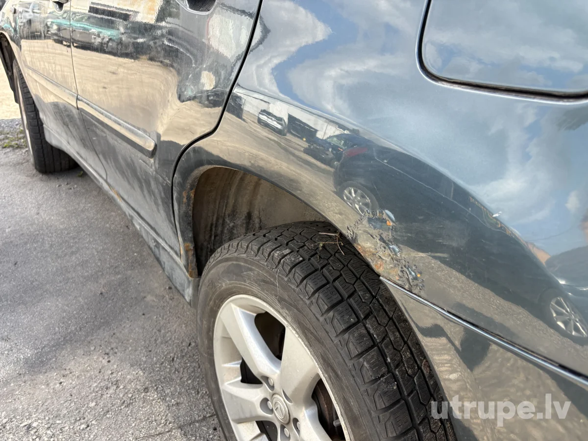 LEXUS RX330
