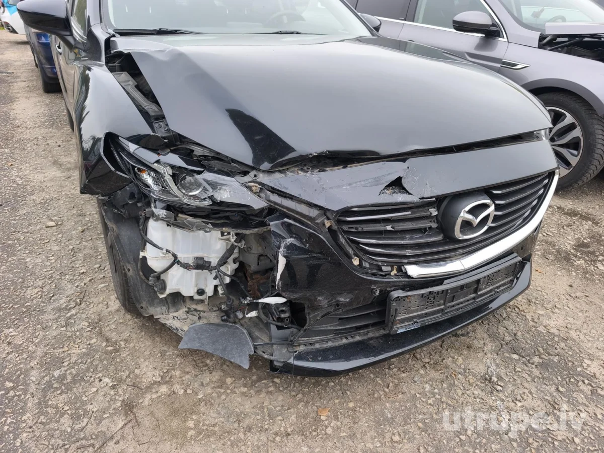 MAZDA6