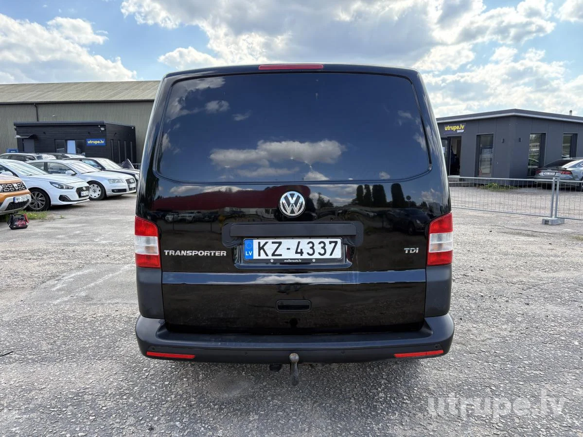 VOLKSWAGEN TRANSPORTER