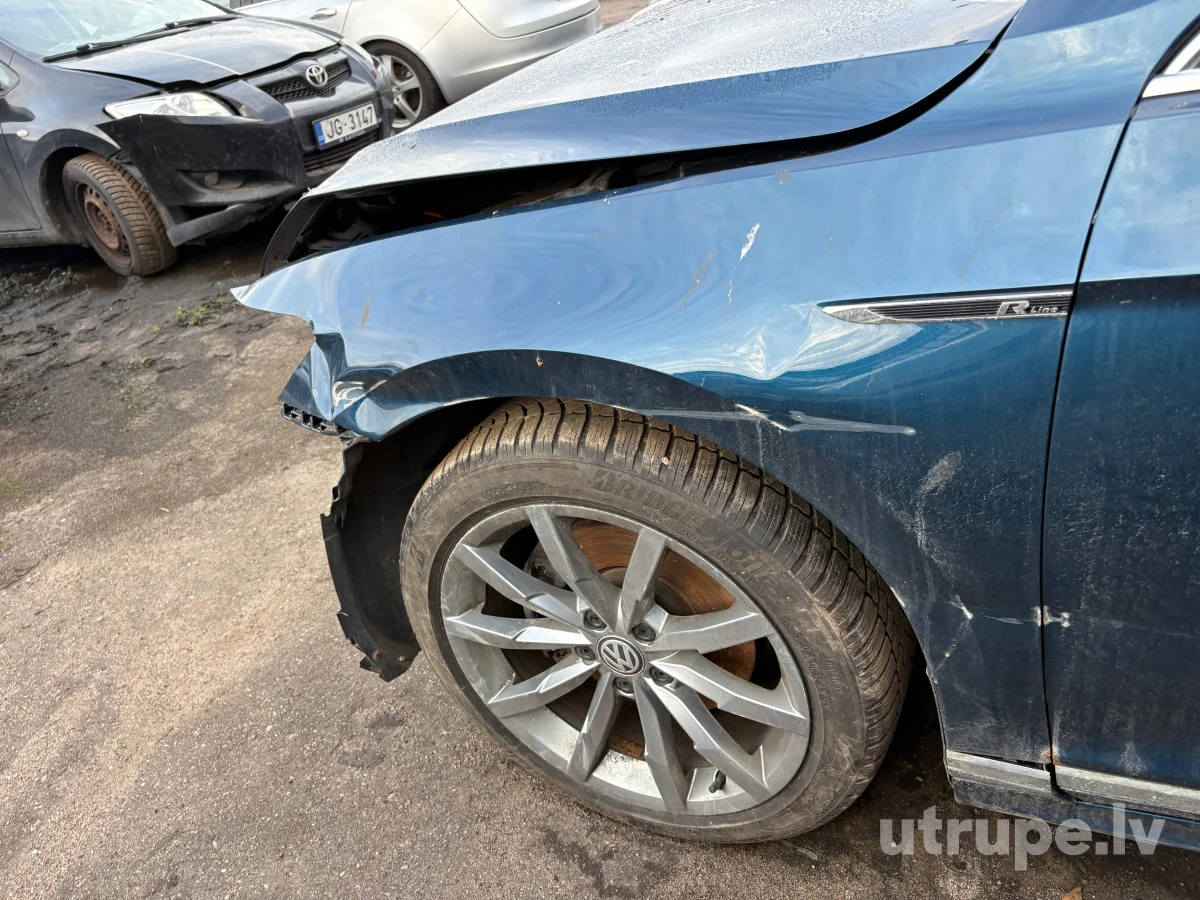 VOLKSWAGEN PASSAT (B8)