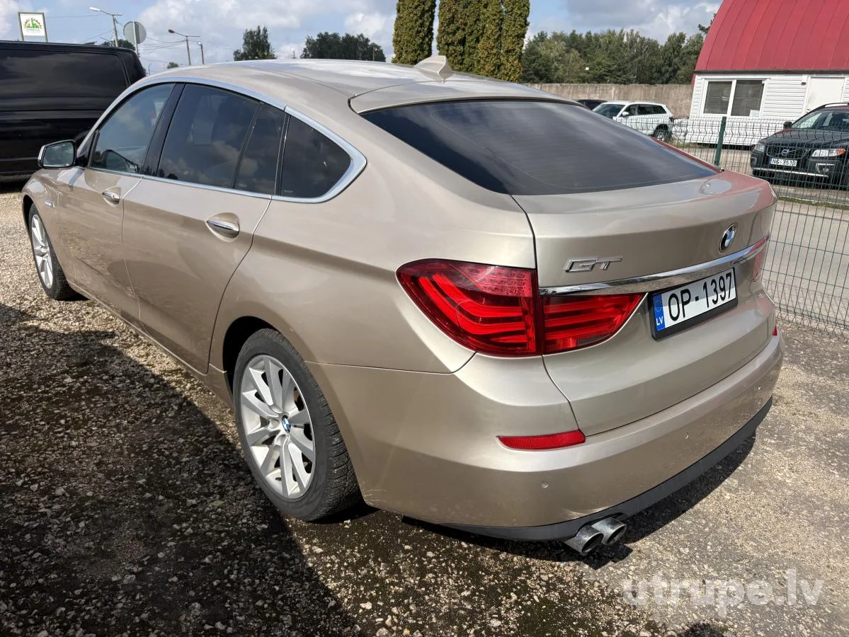 BMW 530