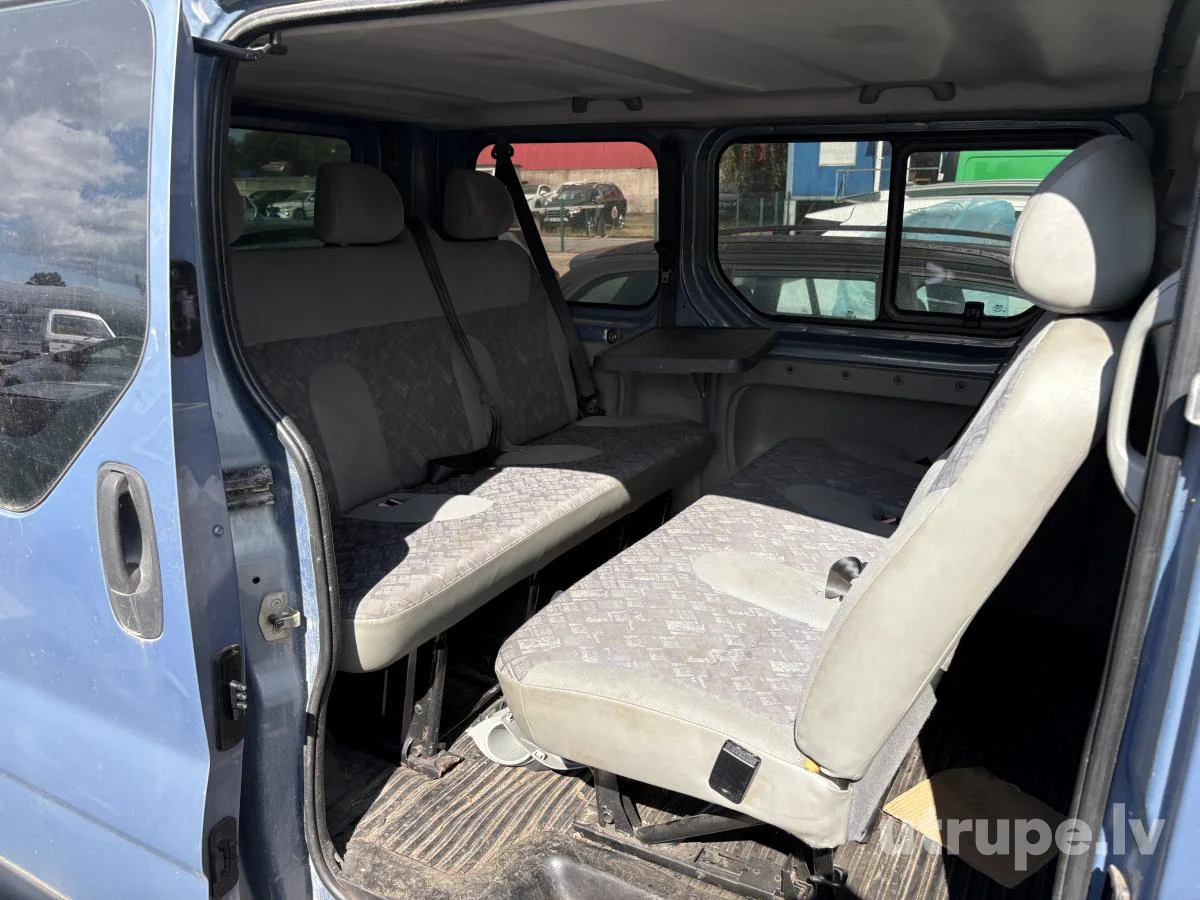 OPEL VIVARO