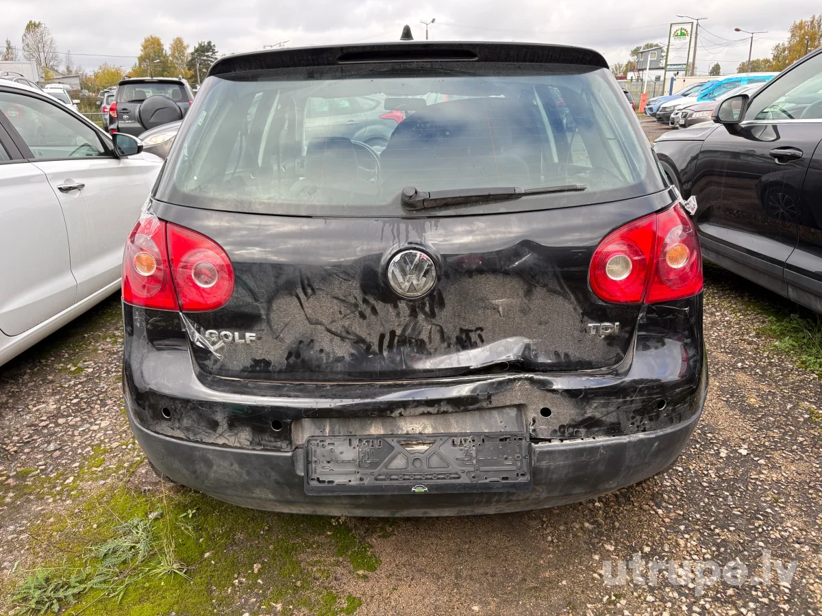 VOLKSWAGEN GOLF 5