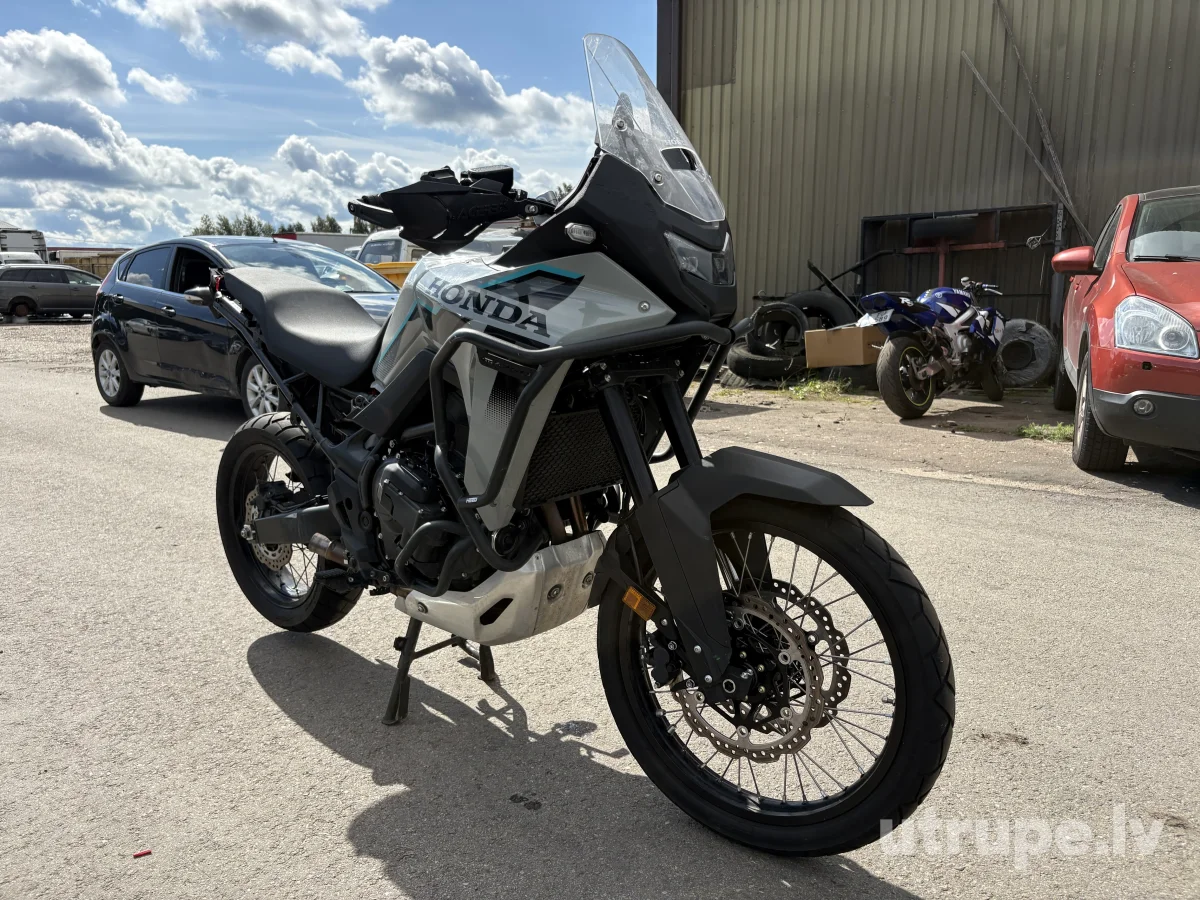 HONDA XL750C