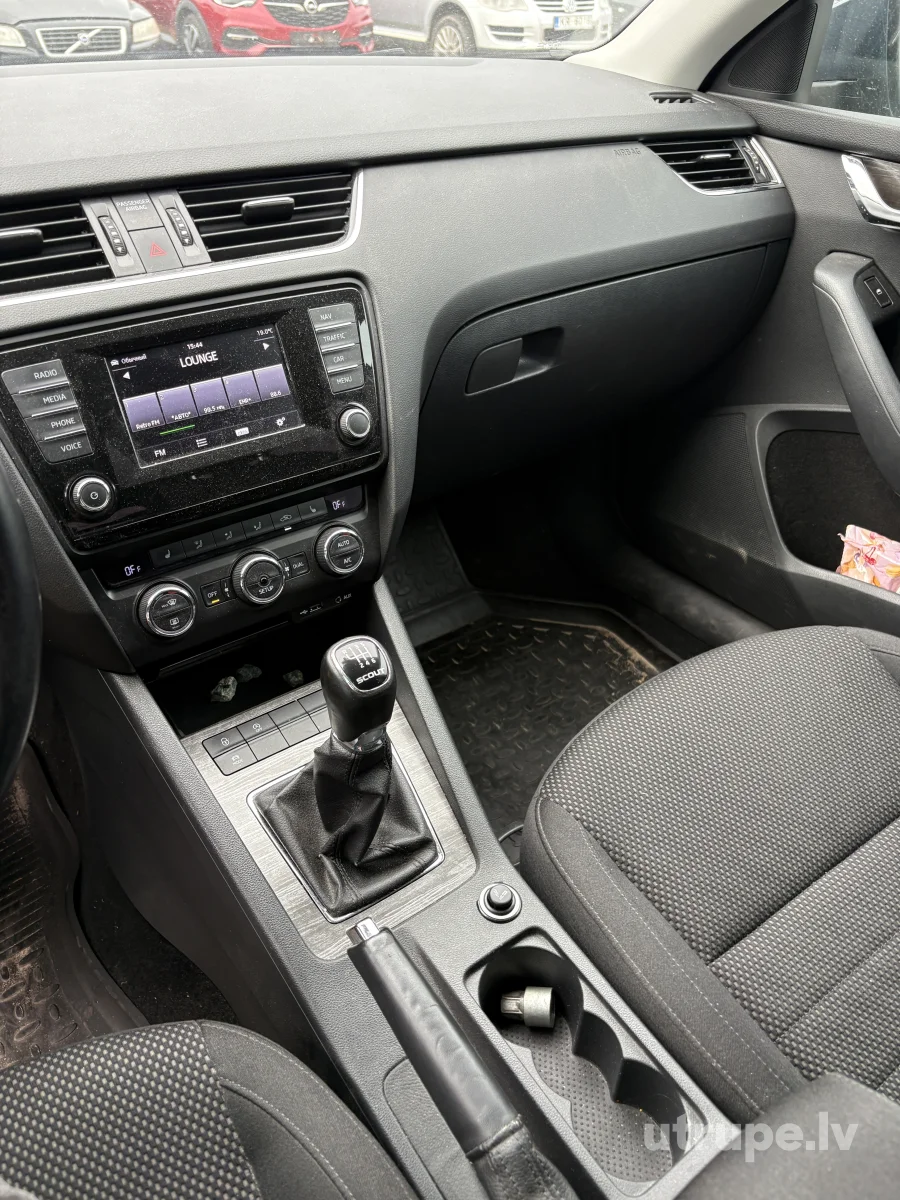 SKODA OCTAVIA