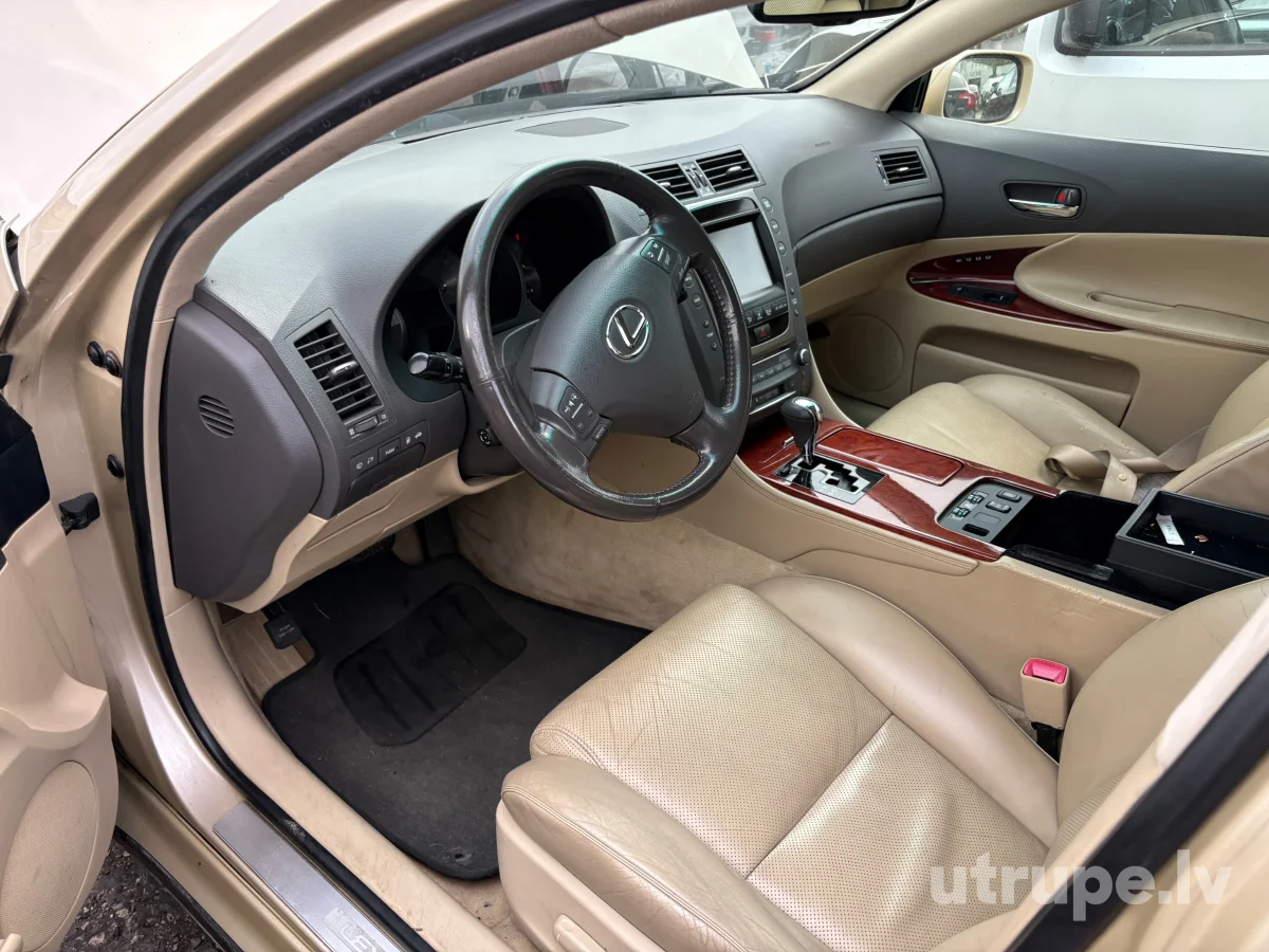 LEXUS GS 300