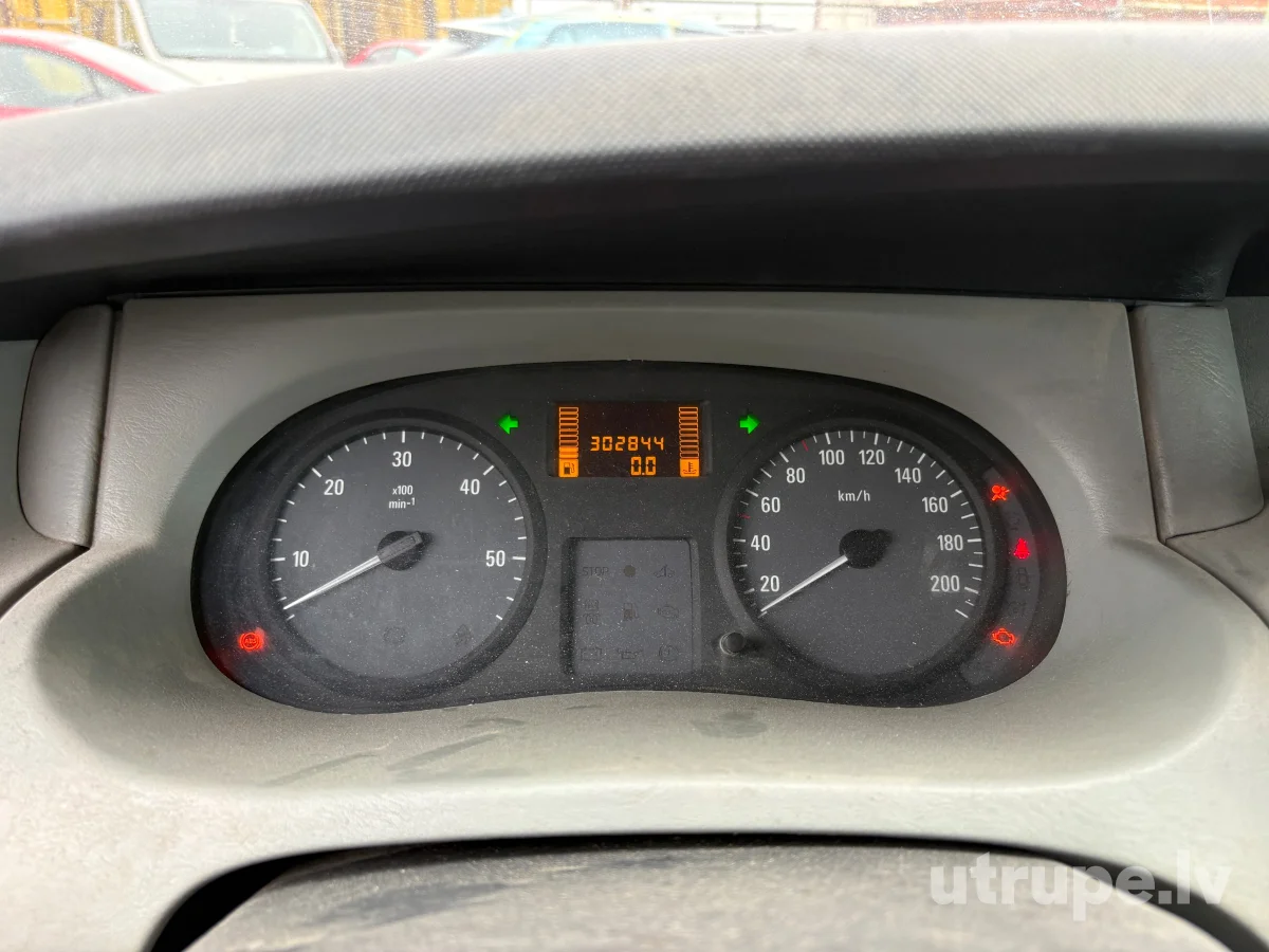 OPEL VIVARO