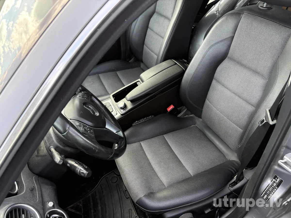MERCEDES C250