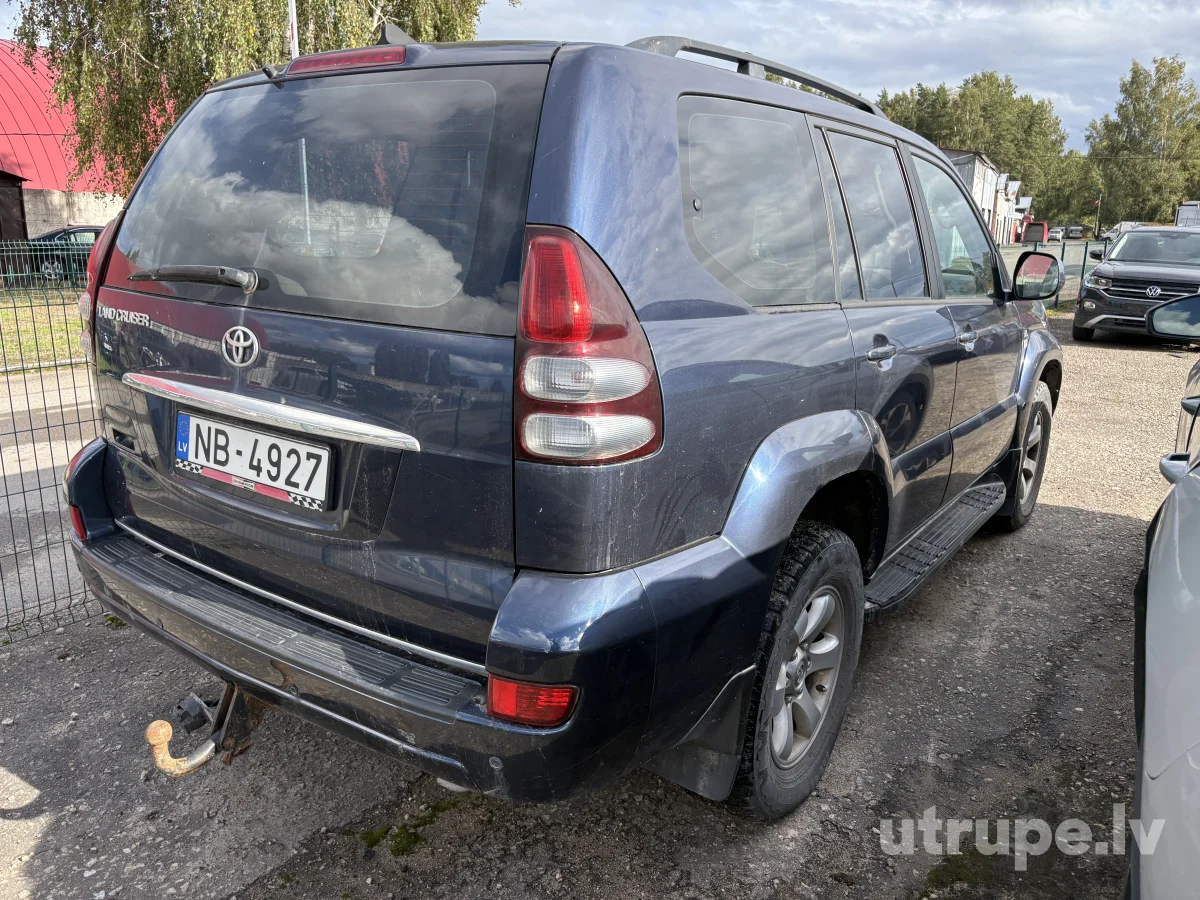 TOYOTA LANDCRUISER