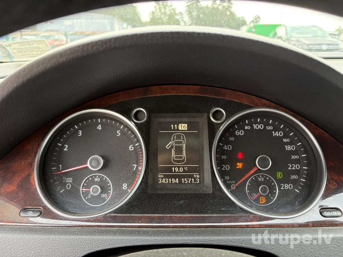 VOLKSWAGEN PASSAT CC