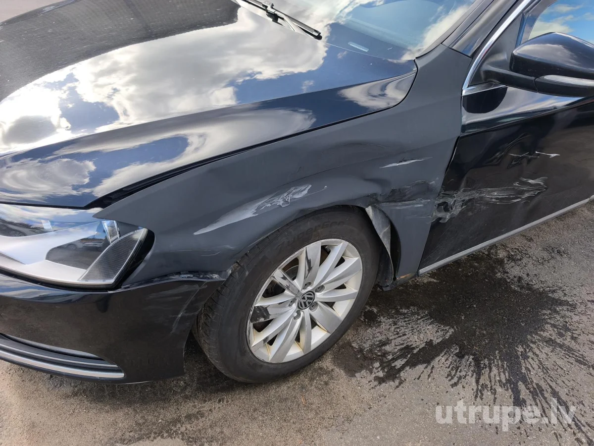 VOLKSWAGEN PASSAT (B7)